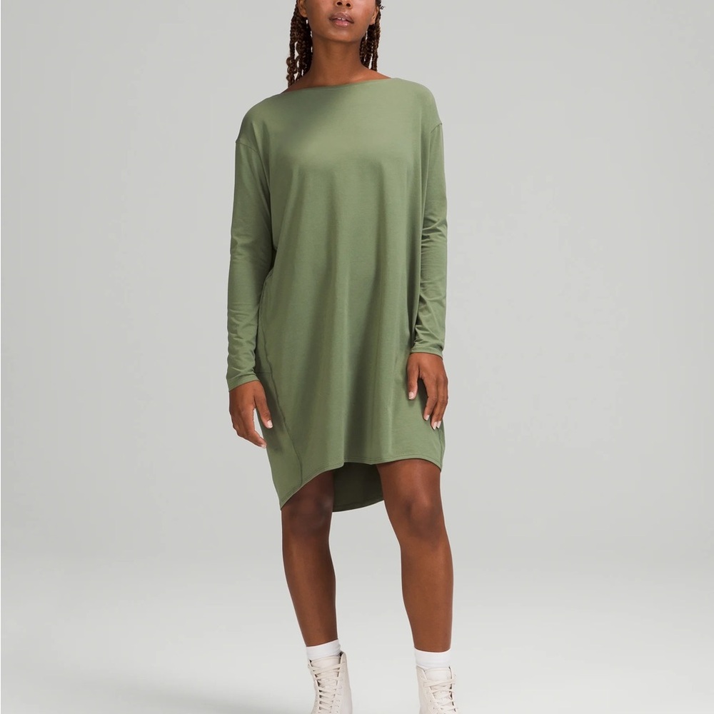 LULULEMON BACK IN ACTION LONG SLEEVE DRESS